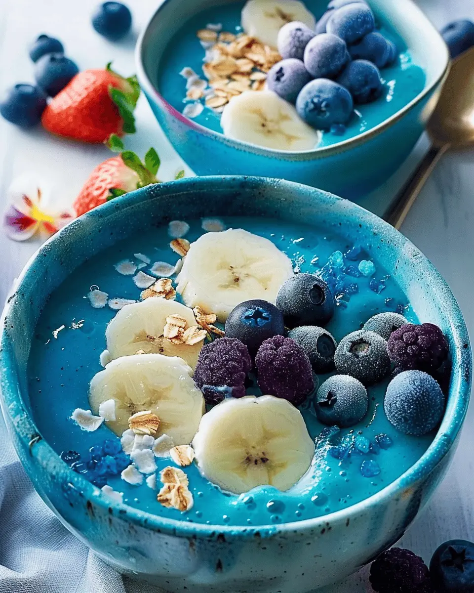 Mermaid Blue Smoothie Bowl: A Refreshingly Easy Delight